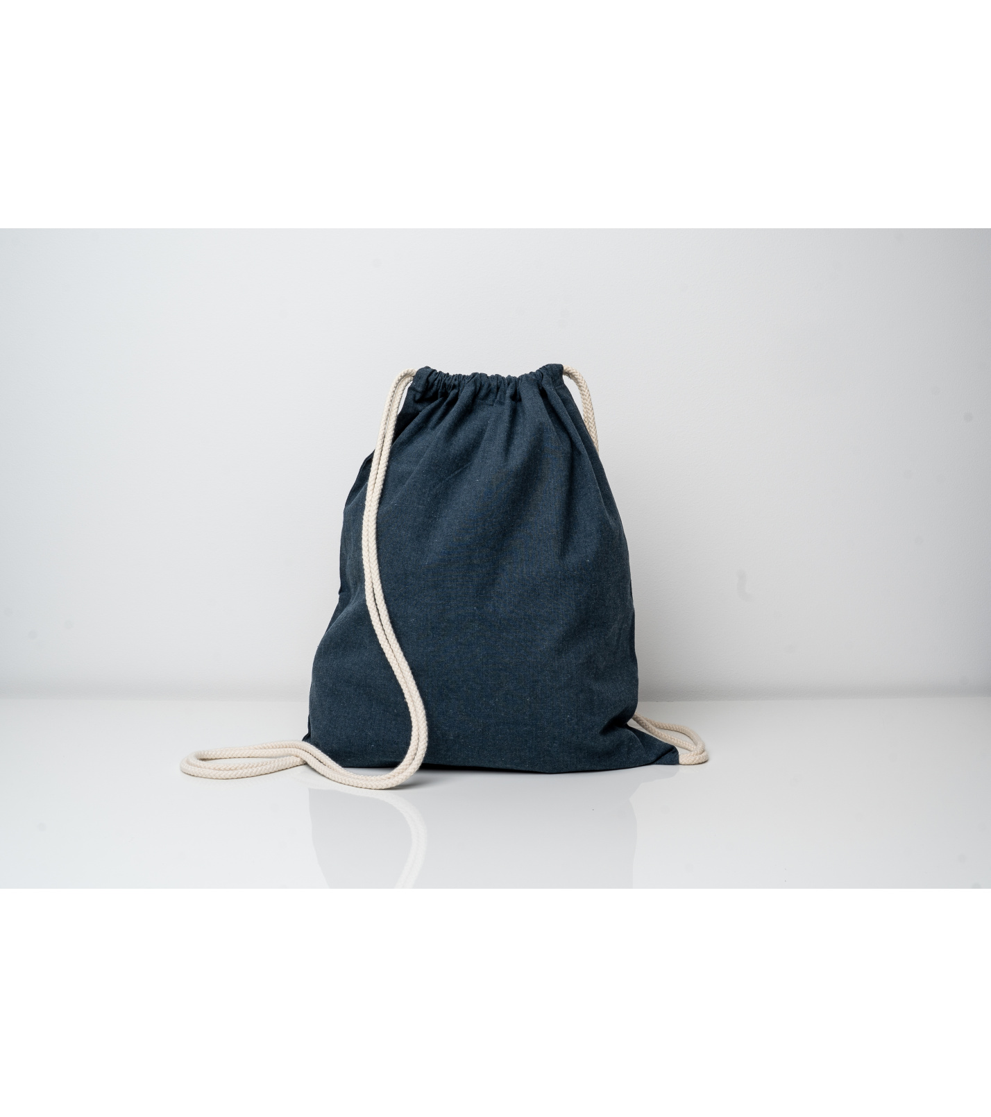 Navy (ca. Pantone 532C) -  (139.00 Kč)