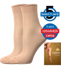 camel 
	6 x 5 párů ponožek
